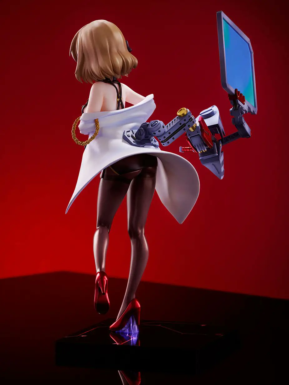 【胜利女神 妮姬】艾瑟儿 科研员的理性背影与机械冷感美学