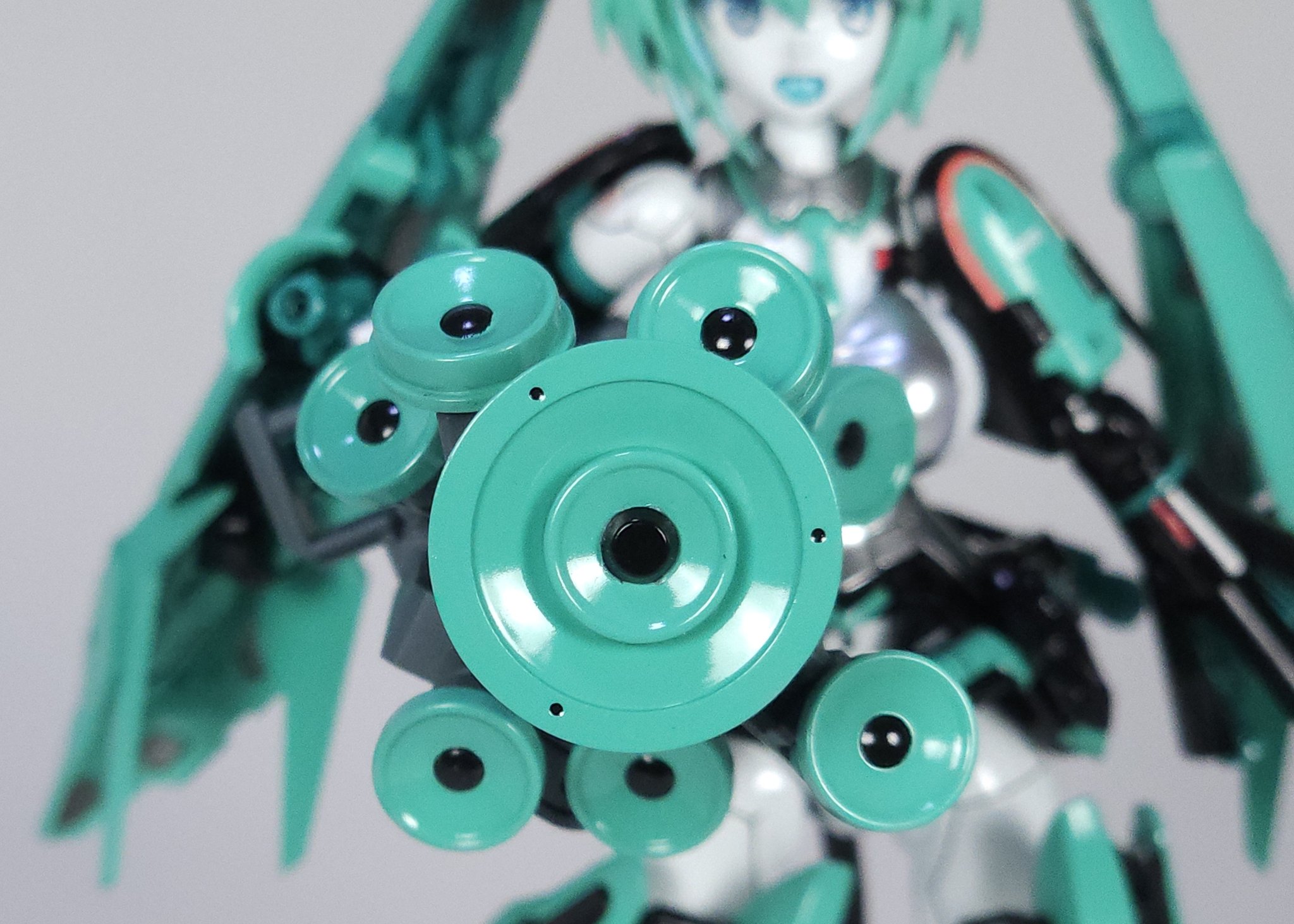 【VOCALOID】初音未来 钢铁之翼下的葱色浪漫