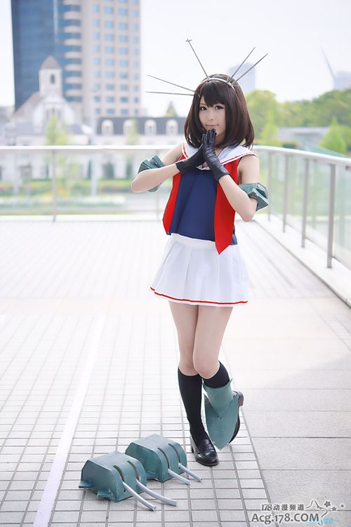 淡妆萌妹子参上！人气游戏「舰娘」摩耶COSPLAY欣赏