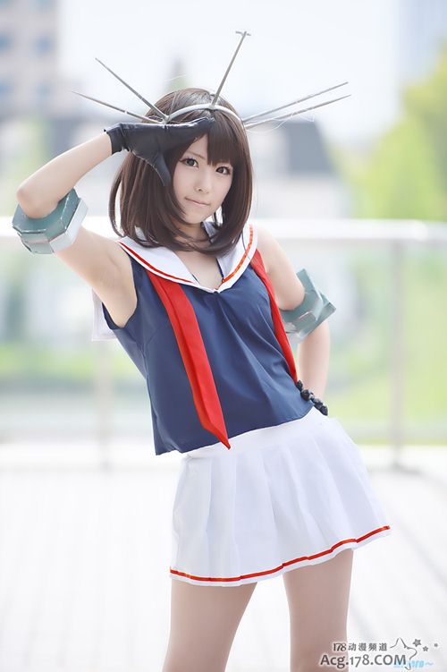 淡妆萌妹子参上！人气游戏「舰娘」摩耶COSPLAY欣赏