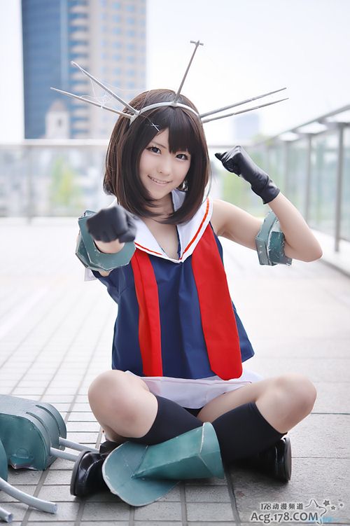 淡妆萌妹子参上！人气游戏「舰娘」摩耶COSPLAY欣赏