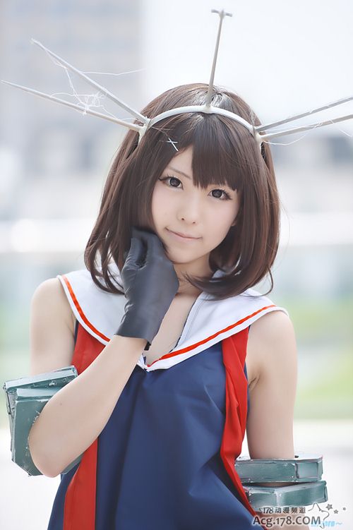 淡妆萌妹子参上！人气游戏「舰娘」摩耶COSPLAY欣赏