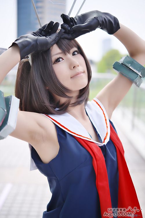 淡妆萌妹子参上！人气游戏「舰娘」摩耶COSPLAY欣赏